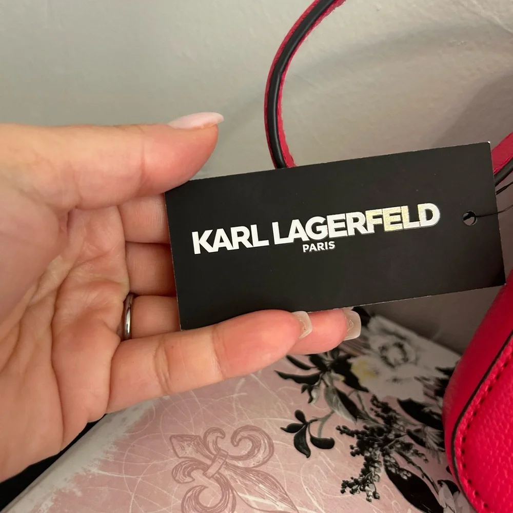 NWT Karl Lagerfeld Paris Maybelle Fuchsia Leather Crossbody Bag – Paris Charms - Picture 7 of 9